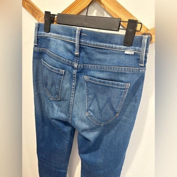 MOTHER - INSIDER CROP STEP FRAY JEANS - Picture 3 of 12